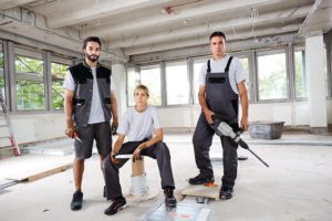 Erkennbar ein Team mit individueller Berufsbekleidung von Mewa